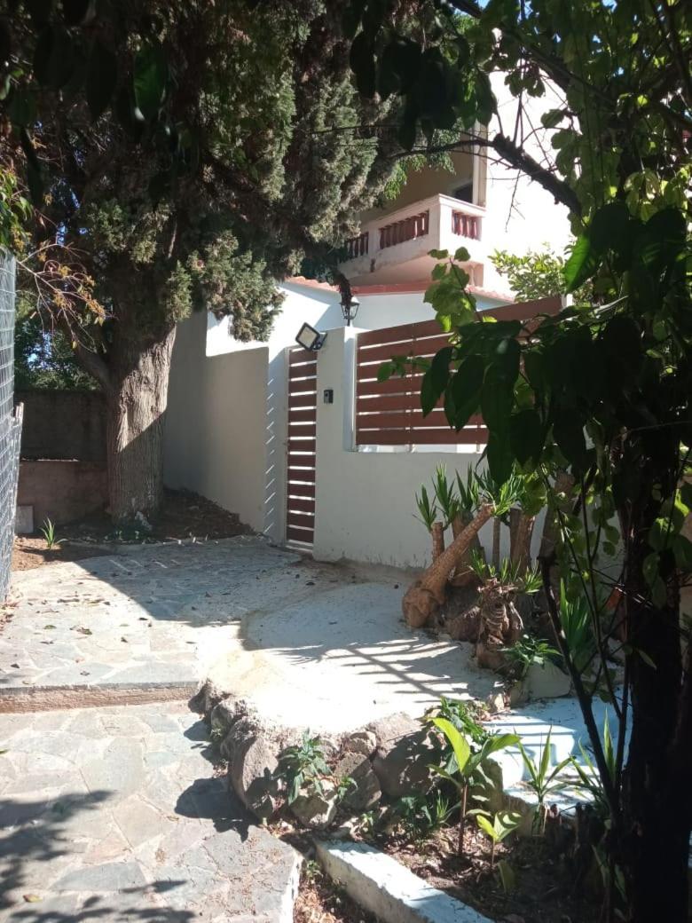 Utopia Suites Aegina Екстериор снимка